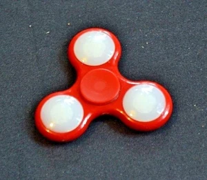 NEW Red White Fidget Spinner Kids Children's Toy Entertainment Fun - Picture 1 of 1