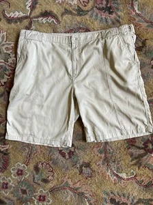 Pantalones cortos de carga Tommy Bahama $110 caqui bronceado elásticos mezcla Lyocell 44 - Imagen 1 de 12