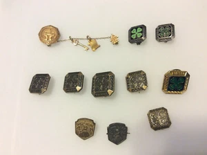 Menge 10 4H Pins (2 .925) & 1 Future Homemakers of America (mit FH, Schlüssel & Schriftrolle) - Bild 1 von 12