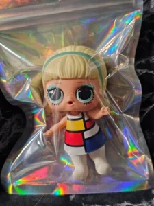 LOL Surprise! Bambola Serie 3 Retro Club Go-Go Gurl con accessori - Foto 1 di 3