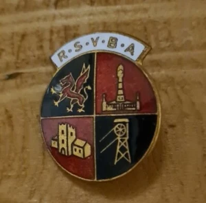 Welsh Coal Rhymney Sirhowy Valley Bowling Association Enamel Badge (3 4 £3P&P) - Foto 1 di 3