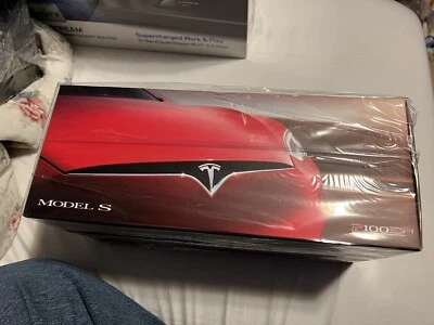 New Official Tesla Diecast 1:18 Scale Model S P100D Collector - Multi Coat Red - Image 1 of 3
