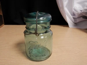 Vintage Ball Ideal Blue Canning Jar With Lid & Bale - Picture 1 of 2