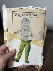 Vintage Vogue Sewing Pattern 8476 Children's Kermit Frog Costume Cut Henson 1982 - Picture 1 of 4