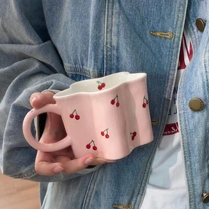 Taza Heardbeli rosa con forma de flor de cerezo 12 oz - Imagen 1 de 6