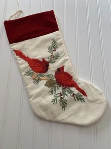 Medias de Navidad Cardenal Pájaros Cinta Bordada Crema Terciopelo Puño Rojo 20" - Imagen 1 de 4