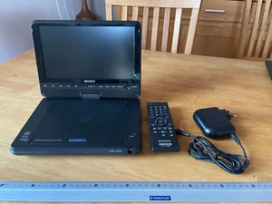 NEUER PREIS: Vintage Sony Tragbarer DVD Player 9" DVP-FX970 - Bild 1 von 4