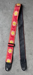 Rot mit gelber Sonne Gitarrengurt mit Vintage Schaller Schlössern 2" - Bild 1 von 3