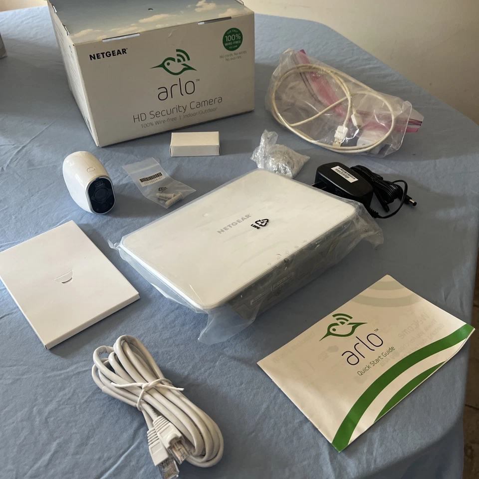  Sistema de cámara de seguridad HD inalámbrico para exteriores Arlo VMS3130 Netgear NUEVO caja abierta Foto 1 de 3