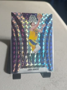 Mosaico Panini 2024-25 - Elevate Luka Dončić #16 Mosaic Prizm - Imagen 1 de 1
