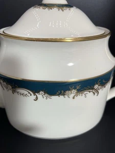 GROSVENOR by Minton Tea Pot 7.5" tall  made in England - Picture 1 of 7