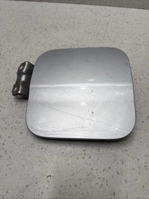 Fuel Tank Door HONDA CIVIC 02 03 04 05 - Image 1 of 4