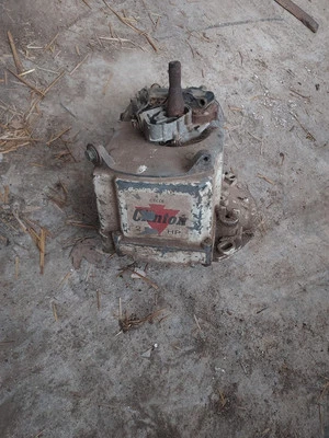 Vintage 2.5hp Clinton Engine  - Image 1 of 4