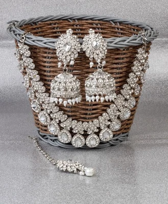 宝莱坞镀银婚礼珠宝水钻项链Jhumka耳环套装 — 第 1/4 张图片