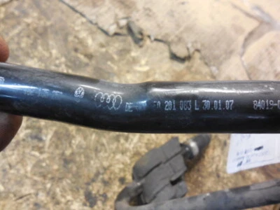 07-11 Audi A8 S8 D3 Fuel Vapor Canister Vent Breather Tube 4E0201083L Foto 1 de 4