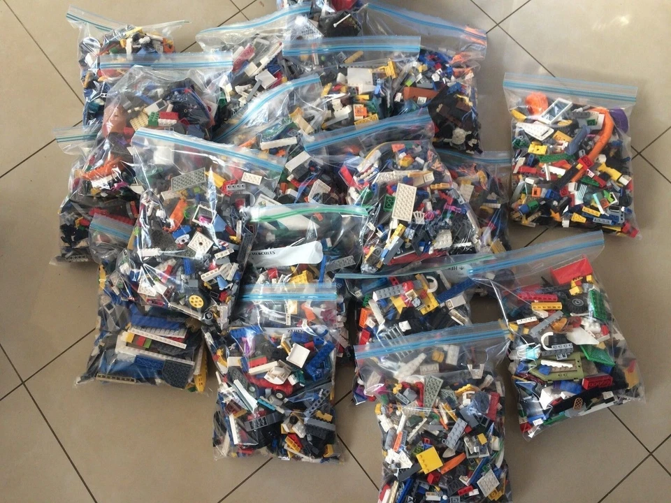 3kg (2550pc's) LEGO Bulk Building Packs, Mix Learn Build Create!  - Image 1 of 4