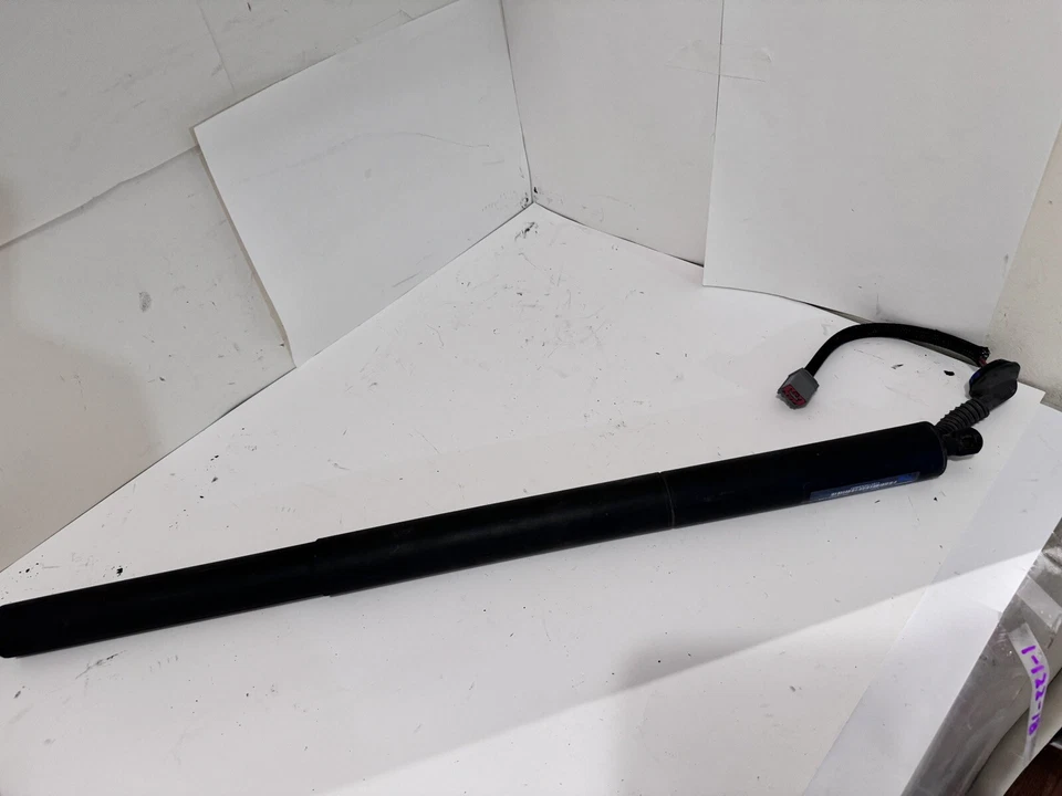 2014 JEEP GRAND CHEROKEE POWER LIFT GATE MOTOR OEM 68158561AA Foto 1 de 4