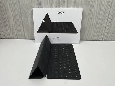 FRENCH Apple Smart Keyboard iPad Pro 10.5"/ iPad 7 8 9 Gen/ Air 3rd Gen A1829 - Image 1 of 4