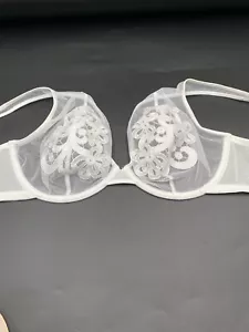 CACIQUE Size 42 C White Embroidered Sheer Lace Plunge Underwire Bra - Picture 1 of 14