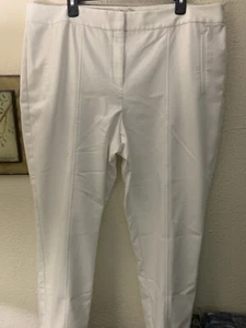 Chico's So Schlankheitsoptik weiß Crop Hose seitlicher Reißverschluss Chico's Größe 3,5 Gr. 18 Preppy - Bild 1 von 8