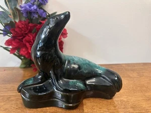 Blue Mountain Pottery Seal Figurine Canadian Vintage Collectible Green Drip - Picture 1 of 6