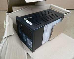 Gossen-Metrawatt R0300 Temperaturregler Temperature Controller - Picture 1 of 7