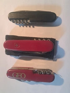 3 TASCHENMESSER verschieden, 1 Victorinox,  1 Inox Solingen+1 Stainless Rostfrei - Bild 1 von 4