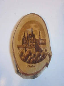 Vintage TSCHECHISCHE Pyrographie Holz Plakette mit PRAHA KIRCHE OVP - Bild 1 von 4