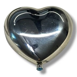2003 Estée Lauder Heart-Shaped Compact Jeweled Blue Clasp Silver Tone Empty Case - Picture 1 of 8