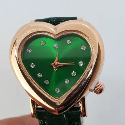 Девочки женские часы в форме сердца зеленый циферблат 28 мм золотой чехол зеленый кожаный ремешок - Изображение 1 из 4