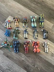Lotto action figure vintage Mobile Suit Gundam leggi - Foto 1 di 11