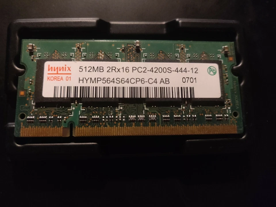 GENUINE HYNIX LAPTOP MEMORY 512MB 2RX16 PC2-4200S-444-12  - Image 1 of 1