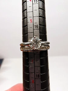 Womens Diamond Ring 14K White Gold Size 6.5 - Picture 1 of 9