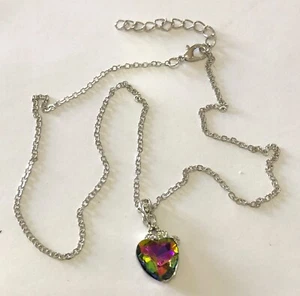 Fashion Necklace with a MultiColored Stone on a Silver Colored 19" Chain - Picture 1 of 2