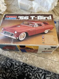 Monograma 56 T-Bird Escala 1:24 Ford Thunderbird Modelo Kit 2289 De Colección - Imagen 1 de 4