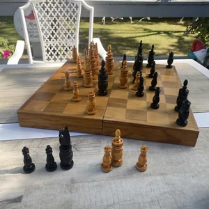 Vintage Wood Carved Chess Set Finial Design Black And Blonde With Board - Picture 1 of 17