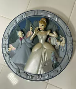 Walt Disney World's - Aschenputtels 3D Teller - #855/7.500 Wunderbarer Traum wird wahr - Bild 1 von 9