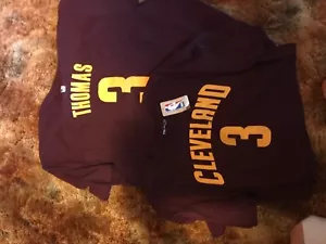 Isaiah Thomas Cleveland Cavaliers #3 Cavs NBA HERREN 2xl TEE SHIRT - Bild 1 von 1