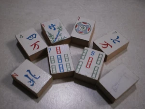 8 VINTAGE MAHJONG MAH JONGG ALL WOOD TILES EXCELLENT CONDITION - Picture 1 of 5
