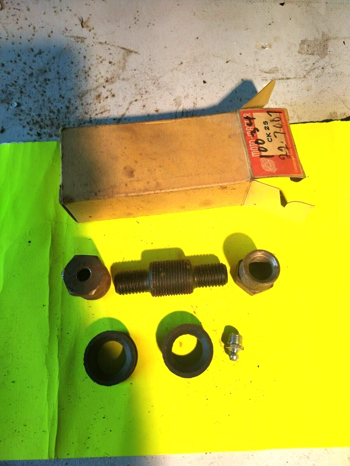 NORS MOOG #K25 SOPORTE SUPERIOR PASADOR EXTERIOR Y BUJES PARA COCHE CHEV 1939-48 Foto 1 de 1