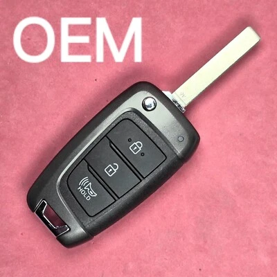 OEM 2018-2023 Hyundai Santa Fe Remote Flip Key 3B TQ8-RKE-4F41 (95430-S2300) - Image 1 of 2