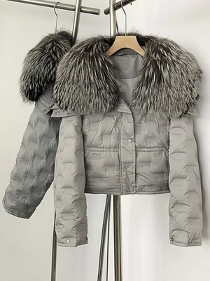 Fashionable Big Fur Collar Short Down Jacket Women's White Duck Down Coats Parka - Image 1 of 4