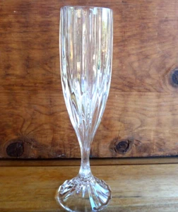 Retired~Mikasa Crystal Park Lane 8 3/4" Tall Champagne Glass Stemware/Barware - Picture 1 of 4