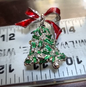 Yesteryear Vtg Christmas Rhinestone Holly ARTICULATED Brooch NEW OLD STOCK - Picture 1 of 4