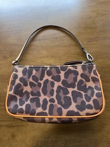 NEW Ann Taylor Live Love Loft Faux Fur Leopard Clutch Wristlet with Orange Trim - Picture 1 of 13