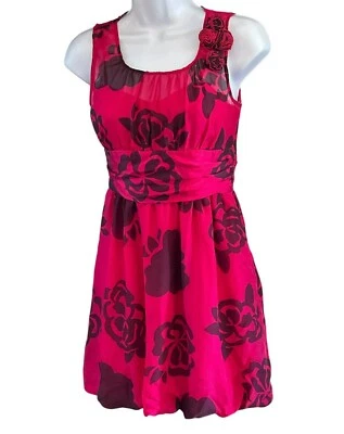 Vestido Arden B Rosa Caliente Floral Dobladillo Globo Seda Talla XS Estilo Vintage Y2K Foto 1 de 4