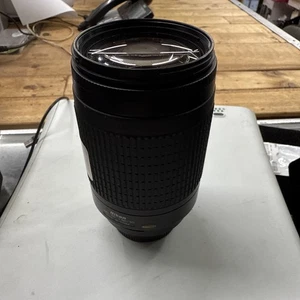 Nikon AF Nikkor Zoom 70-300mm 1:4-5.6 G 1.5m/5ft Telephoto Lens - Picture 1 of 8