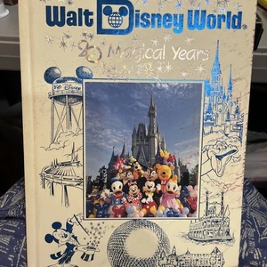 WALT DISNEY WORLD 20 MAGISCHE JAHRE 1991 HARDCOVER GEDENKMÜNZE - Bild 1 von 4