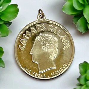 Vintage CAESARS PALACE Las Vegas Large Bright Gold Tone Medallion Pendant 2” In - Picture 1 of 3