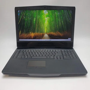 Alienware 17 R5 17R5 i7-8750H 2.21Ghz 16GB RAM 1TB SSD GeForce GTX - Imagen 1 de 19